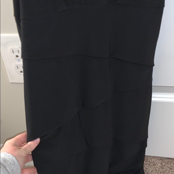 slimming black dress WHBM - Picture 2 of 4
